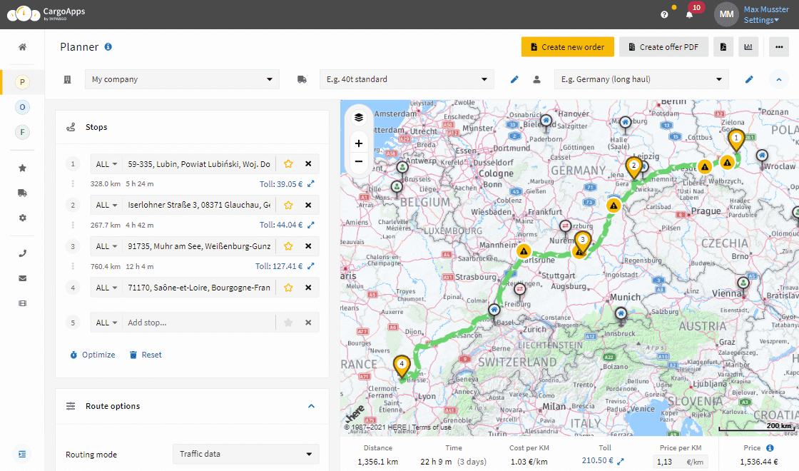 plan your truck routes with life traffic in the truck route planner